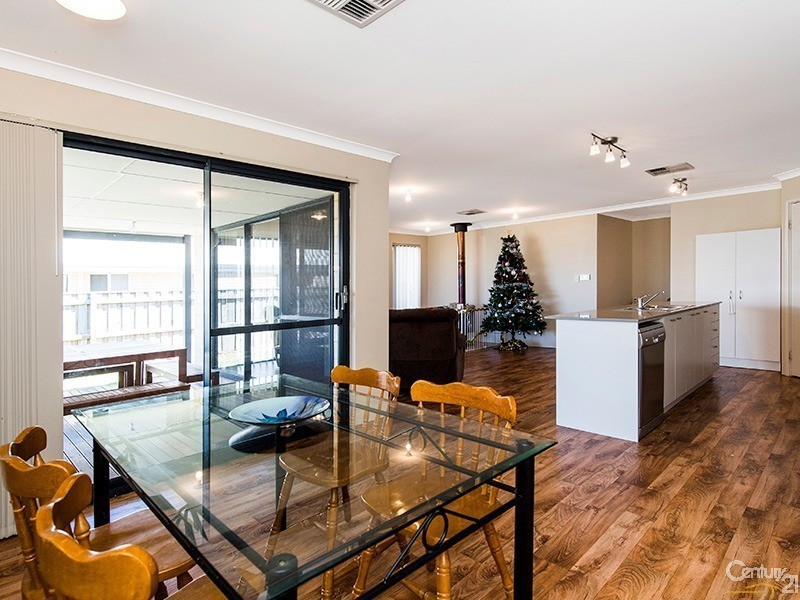 148 Braidwood Drive, Australind WA 6233