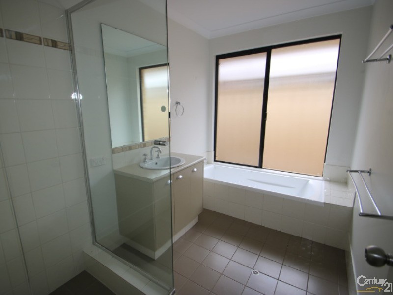 26  Claymore Loop, Dalyellup WA 6230