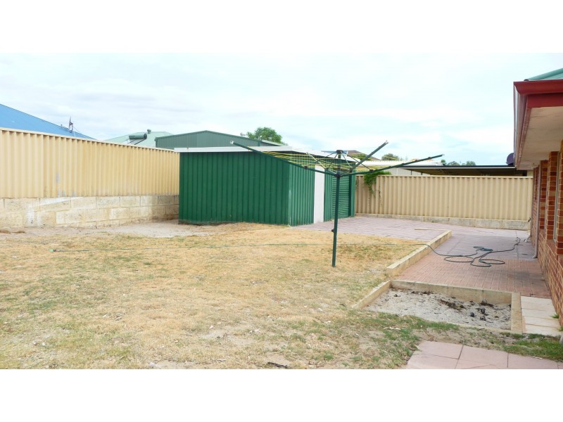 1 Coojong Road, Dalyellup WA 6230