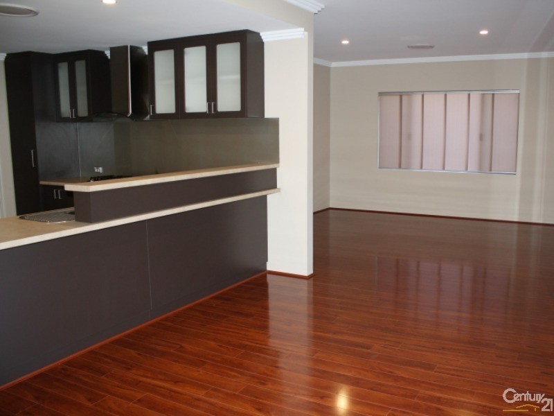 11 Henderson Crescent, Australind WA 6233