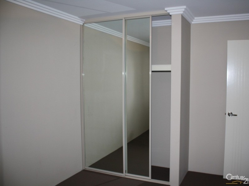 11 Henderson Crescent, Australind WA 6233