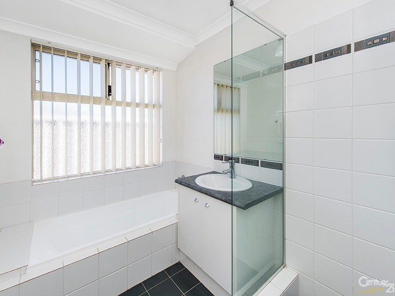 14 Cockatoo Gate, Australind WA 6233