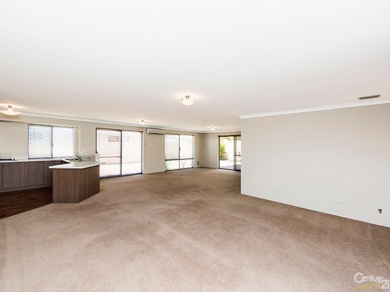 2 Jindalee Way, Millbridge WA 6232