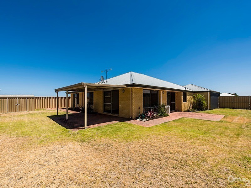 2 Jindalee Way, Millbridge WA 6232