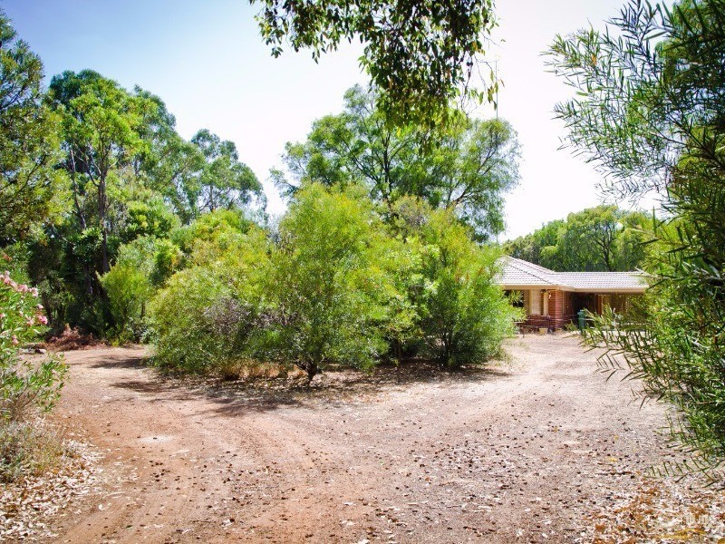 15 St Clair Court, Gelorup WA 6230