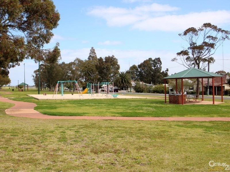 13 McAndrew Street, Brunswick WA 6224