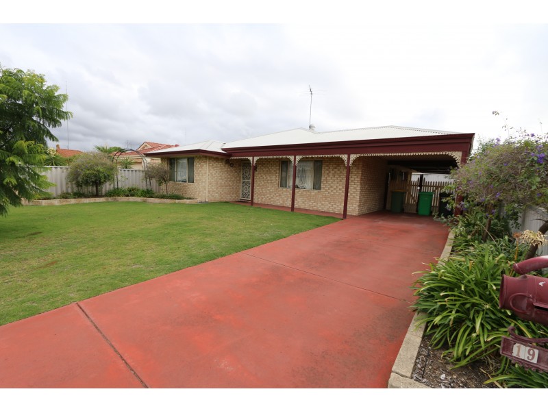 19 Scarlet Drive, Glen Iris WA 6230