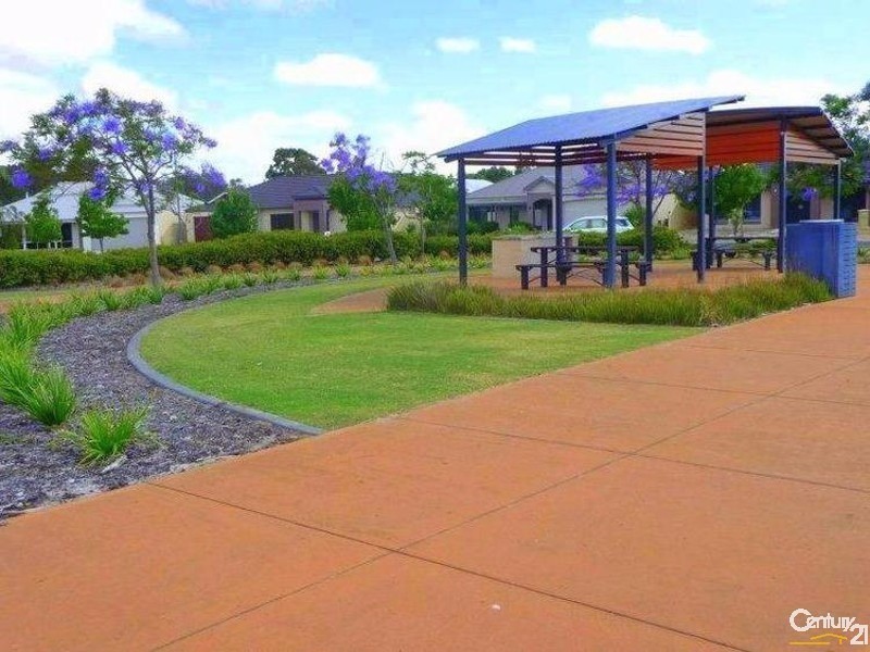 18 Castlereagh Vista, Millbridge WA 6232