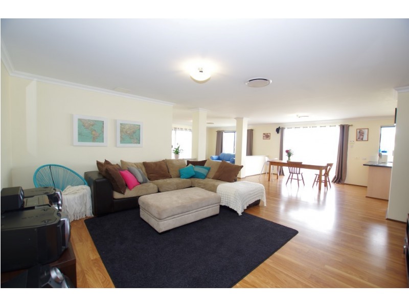 26 Walton Approach, Dalyellup WA 6230