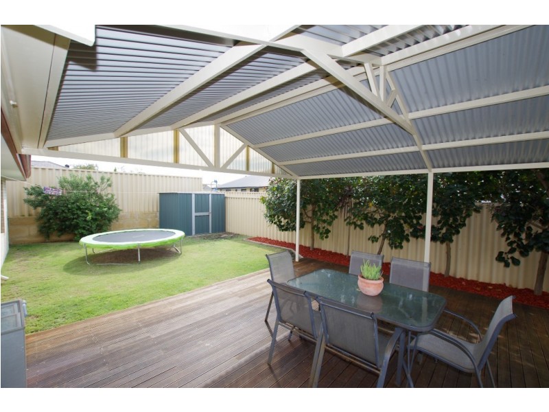 26 Walton Approach, Dalyellup WA 6230