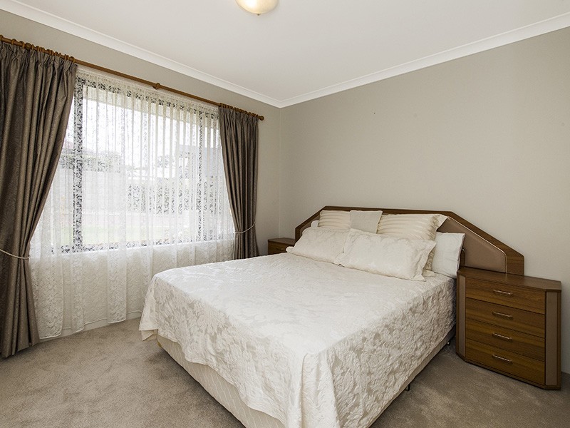 9 Bonanza Road, Dalyellup WA 6230