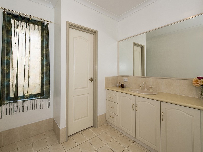 9 Bonanza Road, Dalyellup WA 6230