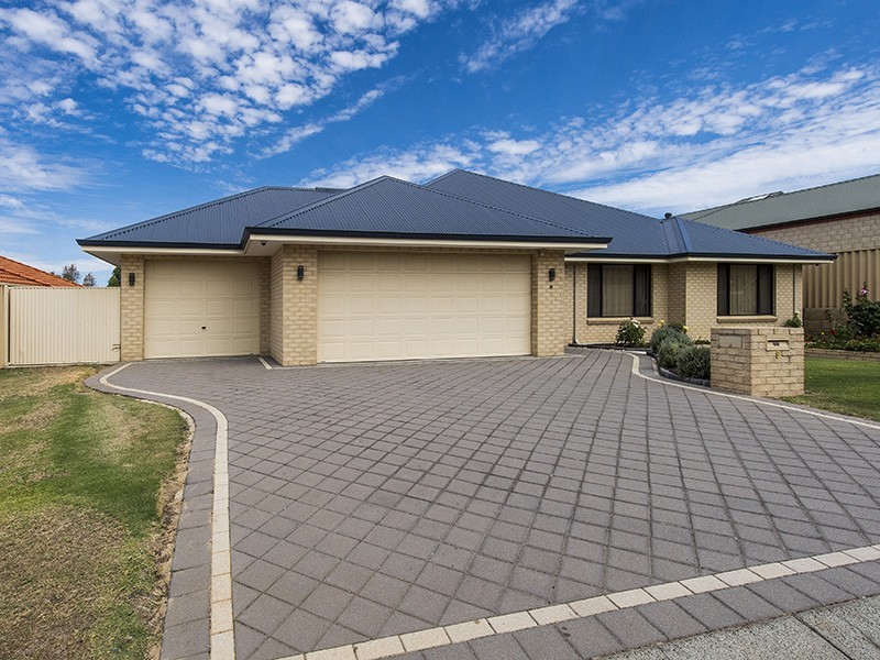 9 Bonanza Road, Dalyellup WA 6230