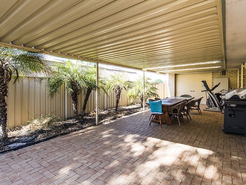 22 Lusitano Avenue, Eaton WA 6232