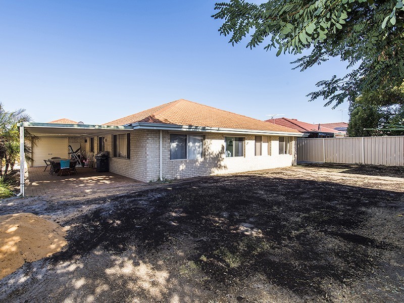 22 Lusitano Avenue, Eaton WA 6232