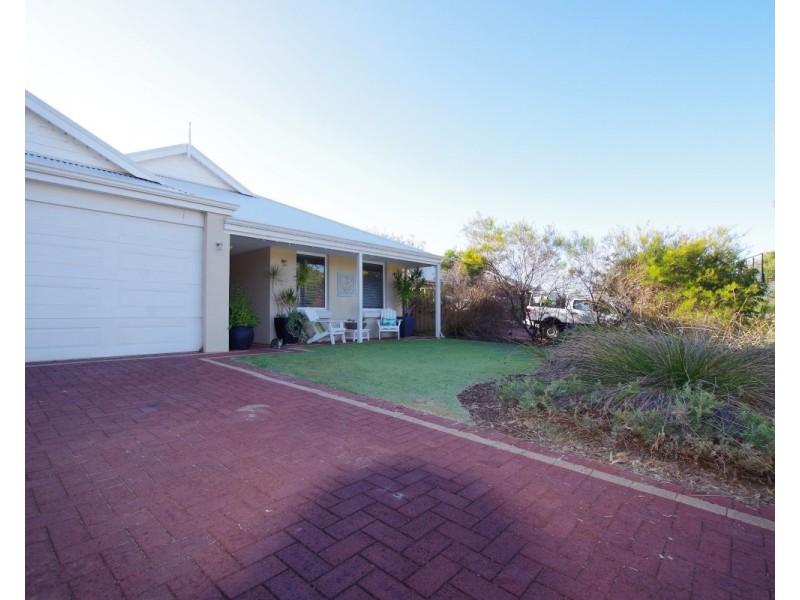 17 Edwinstone Close, Dalyellup WA 6230