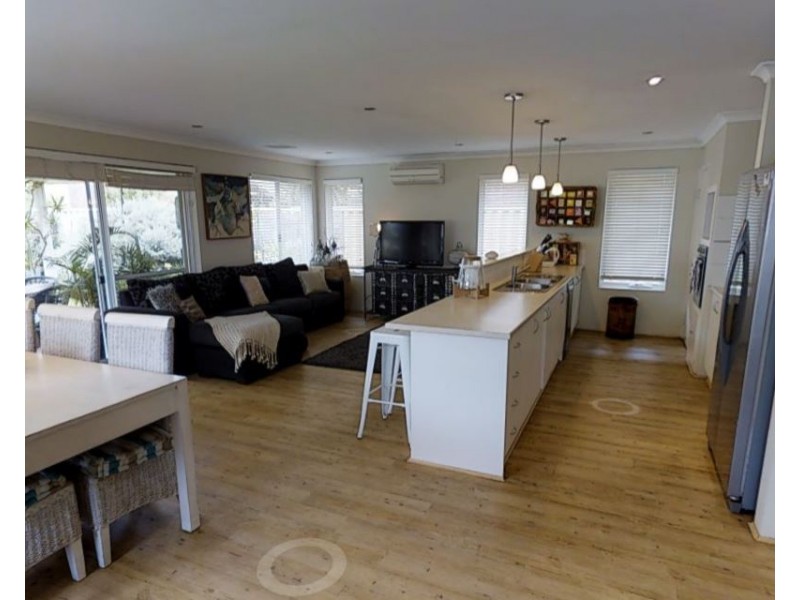 17 Edwinstone Close, Dalyellup WA 6230