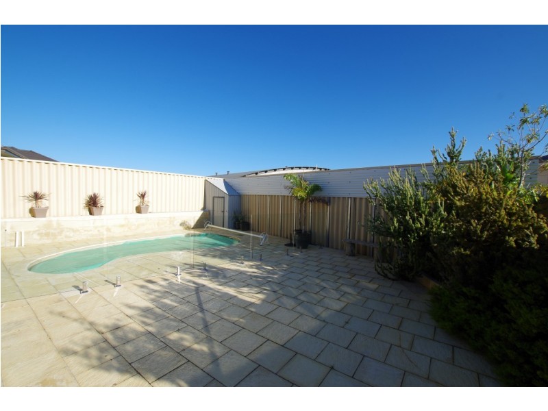 4 Katinka Street, Dalyellup WA 6230