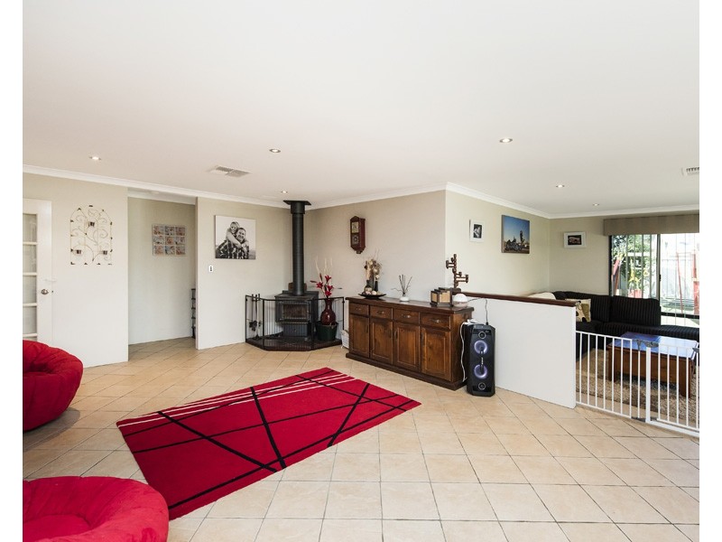 86 The Boulevard, Australind WA 6233