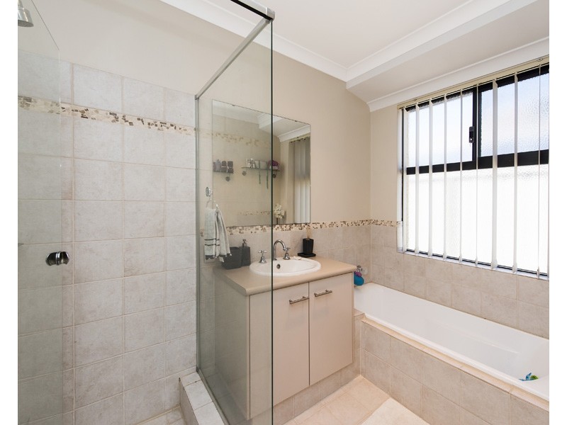 86 The Boulevard, Australind WA 6233