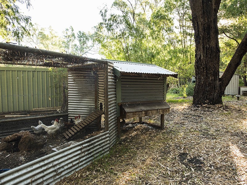 12 Lofthouse Drive, Leschenault WA 6233