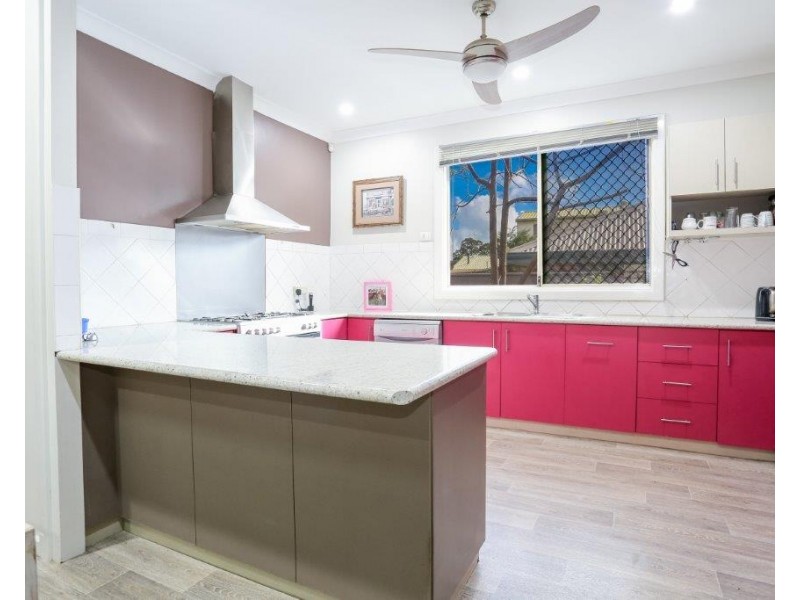 19 Mondak Place, Carey Park WA 6230