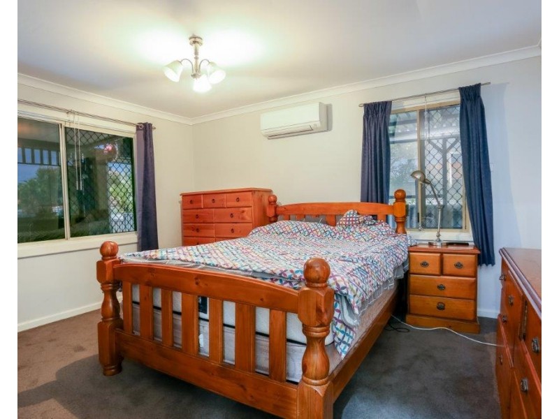 19 Mondak Place, Carey Park WA 6230