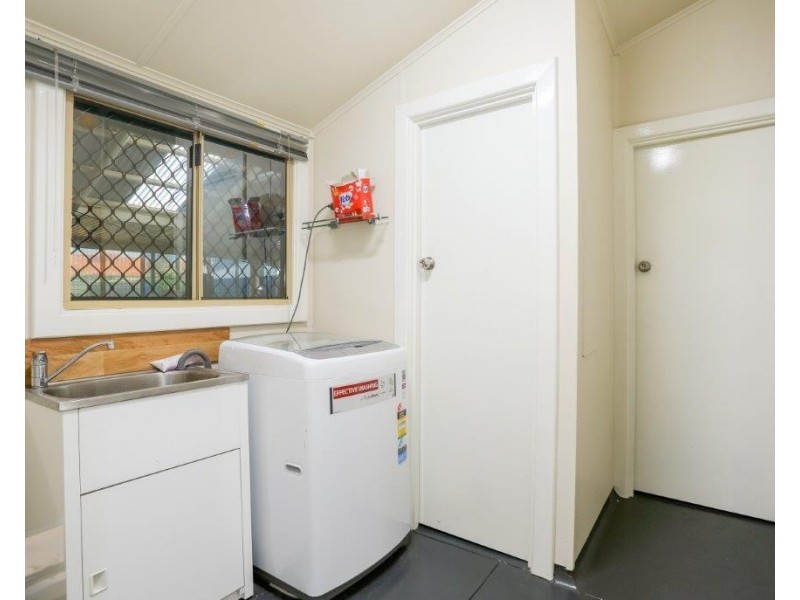 19 Mondak Place, Carey Park WA 6230