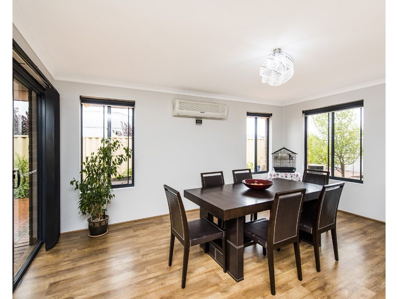 16 Nepean Turn, Millbridge WA 6232