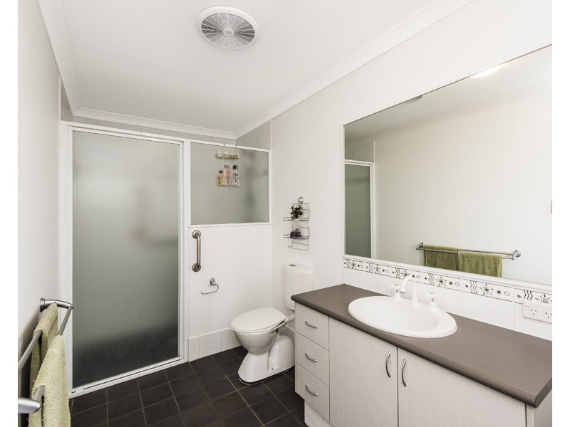 16 Nepean Turn, Millbridge WA 6232