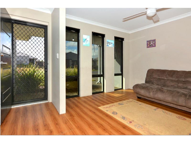 8 Stockton Way, Dalyellup WA 6230