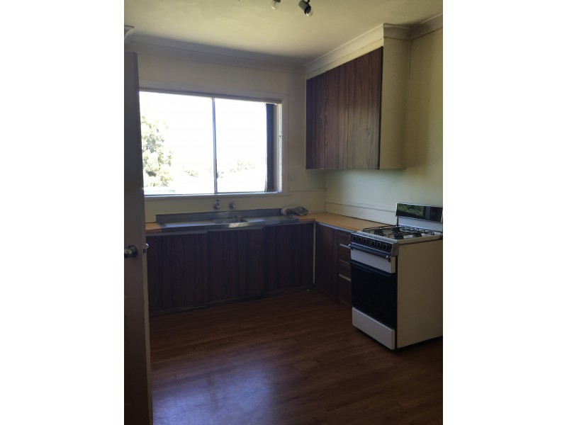11 Cable Street, Collie WA 6225