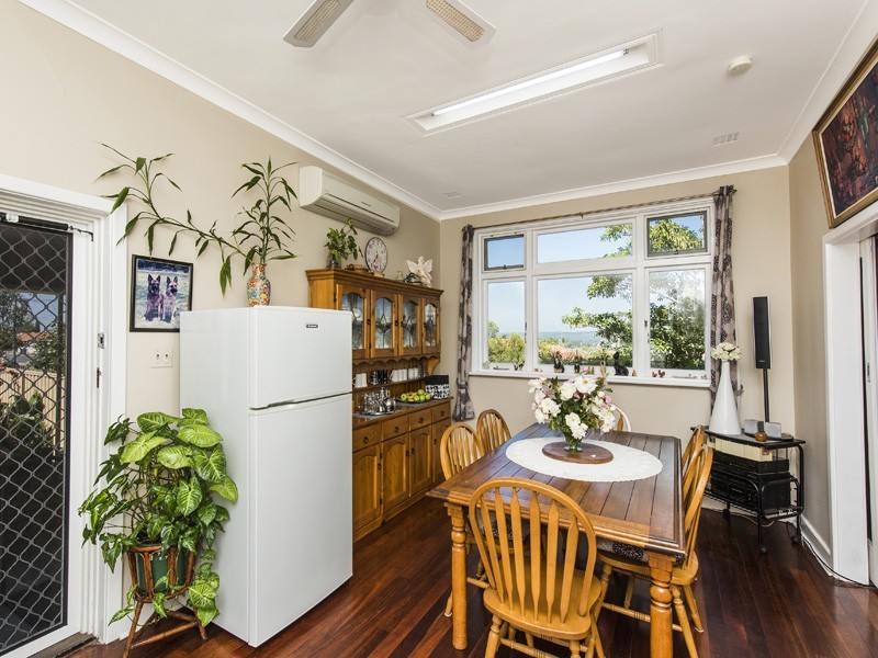 22 Carma Avenue, Collie WA 6225