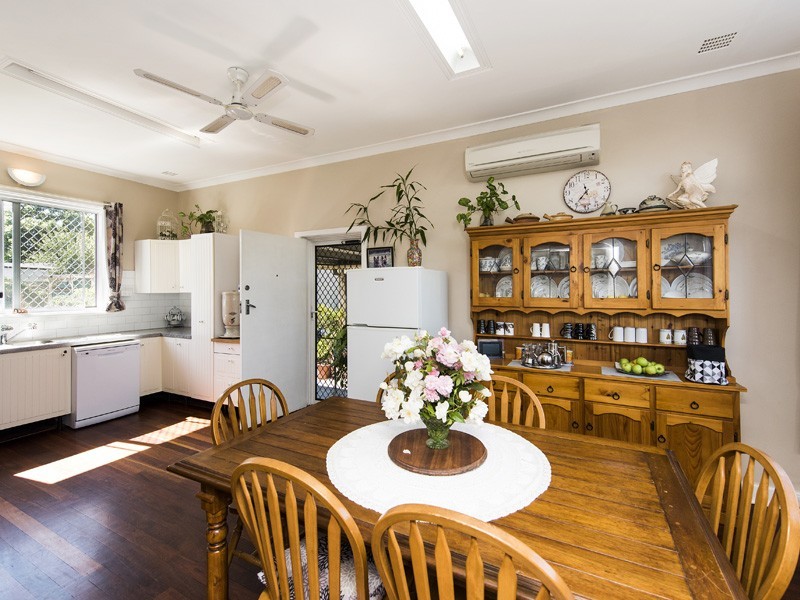 22 Carma Avenue, Collie WA 6225