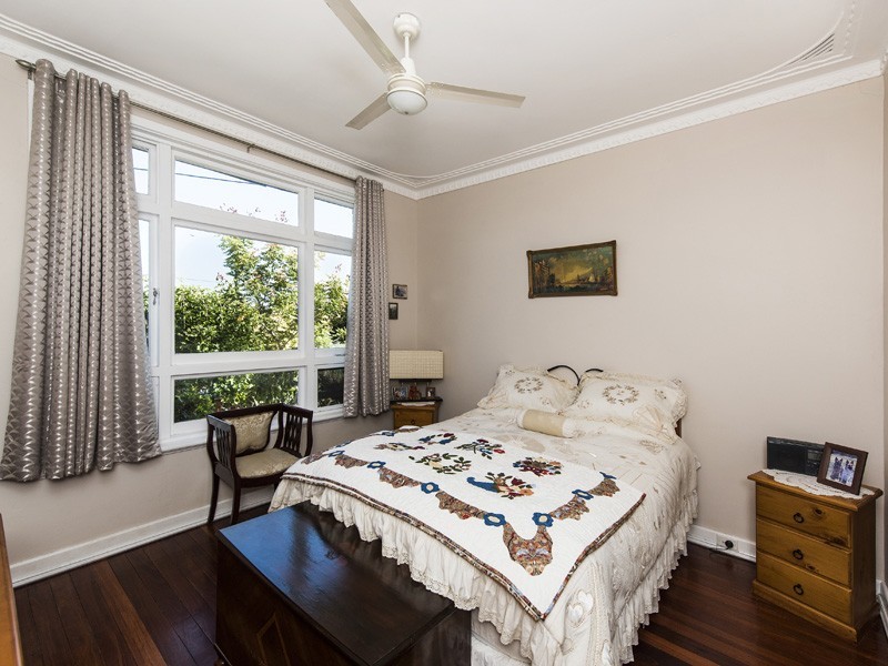 22 Carma Avenue, Collie WA 6225