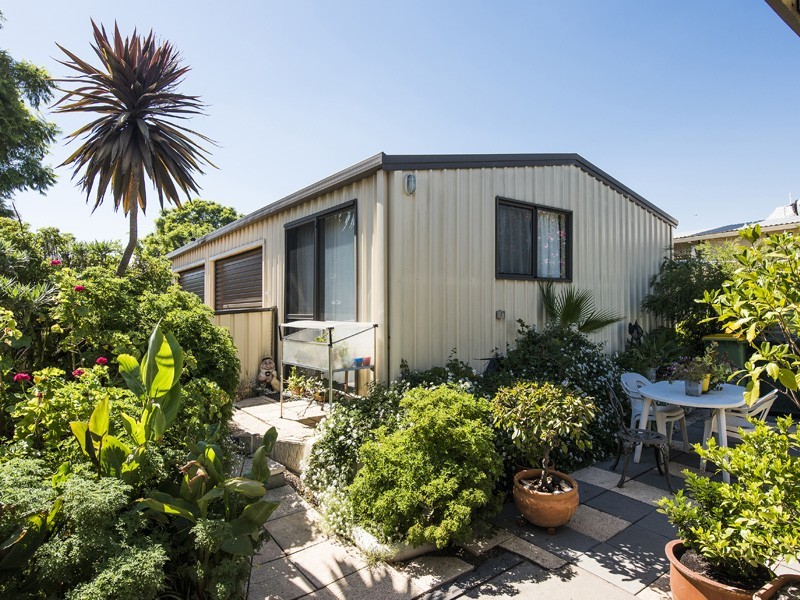 22 Carma Avenue, Collie WA 6225