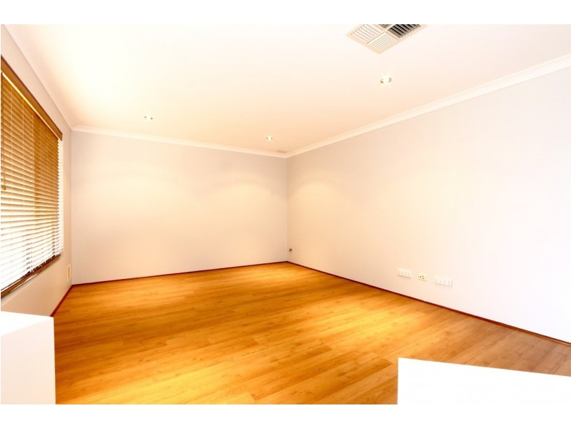 74 Wentworth Drive, Dalyellup WA 6230