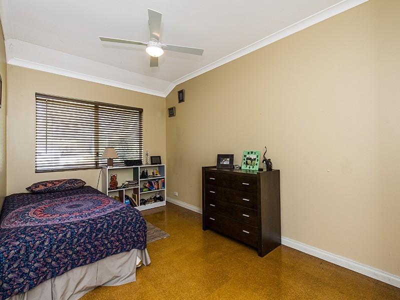 38 Hawkins Drive, Gelorup WA 6230