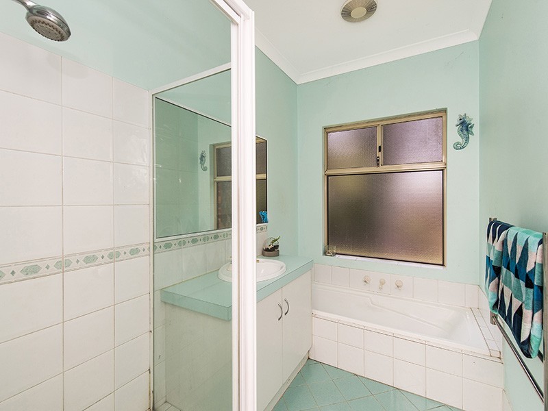 38 Hawkins Drive, Gelorup WA 6230