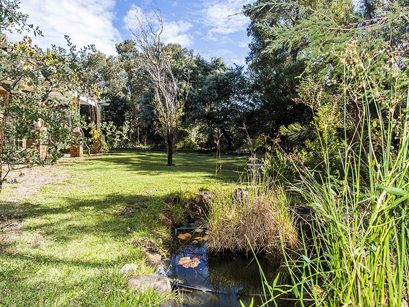 38 Hawkins Drive, Gelorup WA 6230