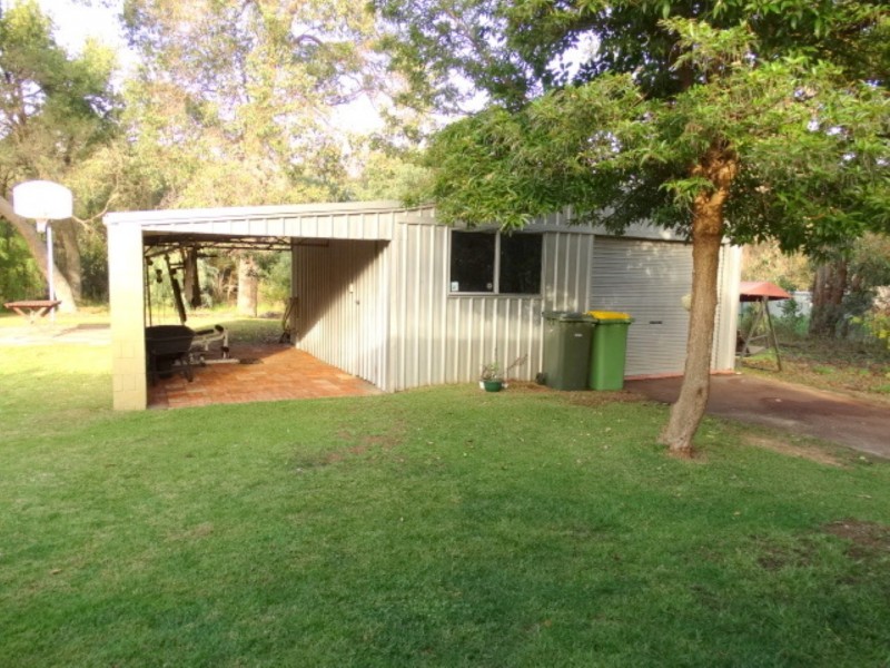 38 Hawkins Drive, Gelorup WA 6230