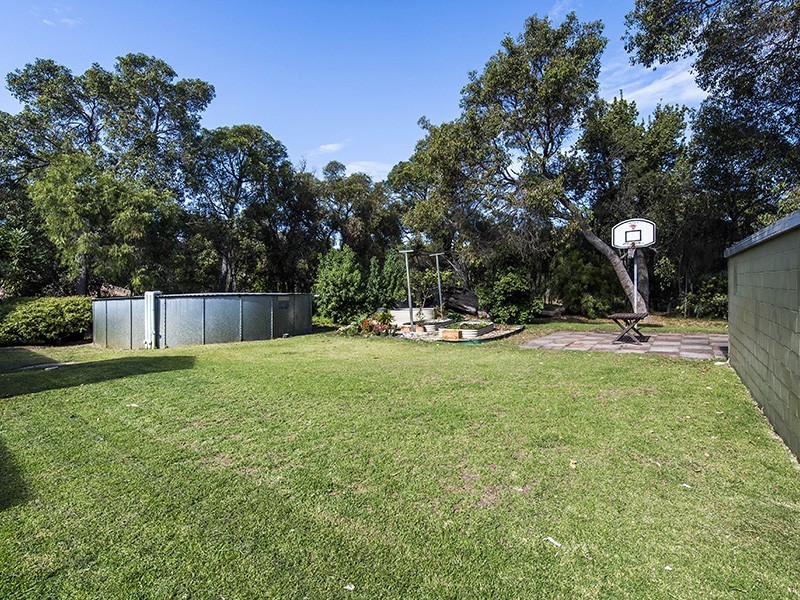 38 Hawkins Drive, Gelorup WA 6230