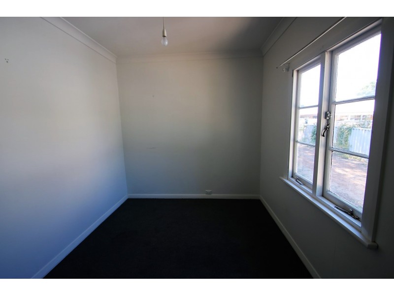 16 Bright Street, Carey Park WA 6230