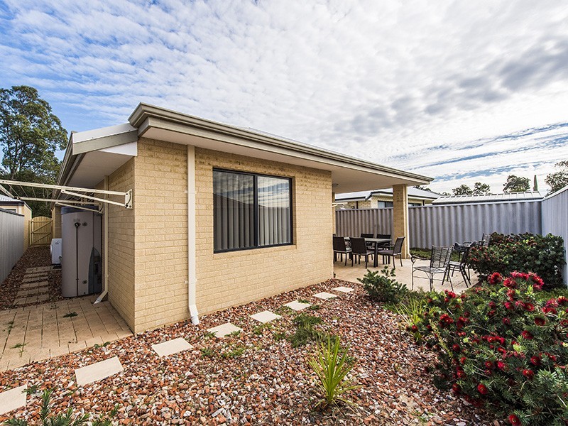 2b Hamel Link, Dalyellup WA 6230