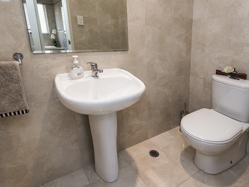 14 Gleneagles Way, Pelican Point WA 6230