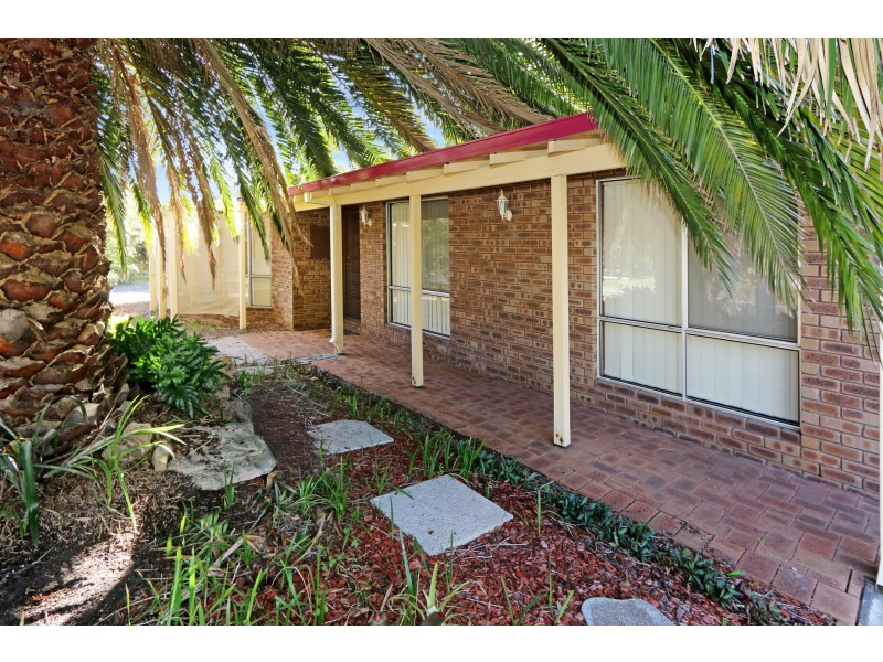 15 Armanta Drive, Carey Park WA 6230