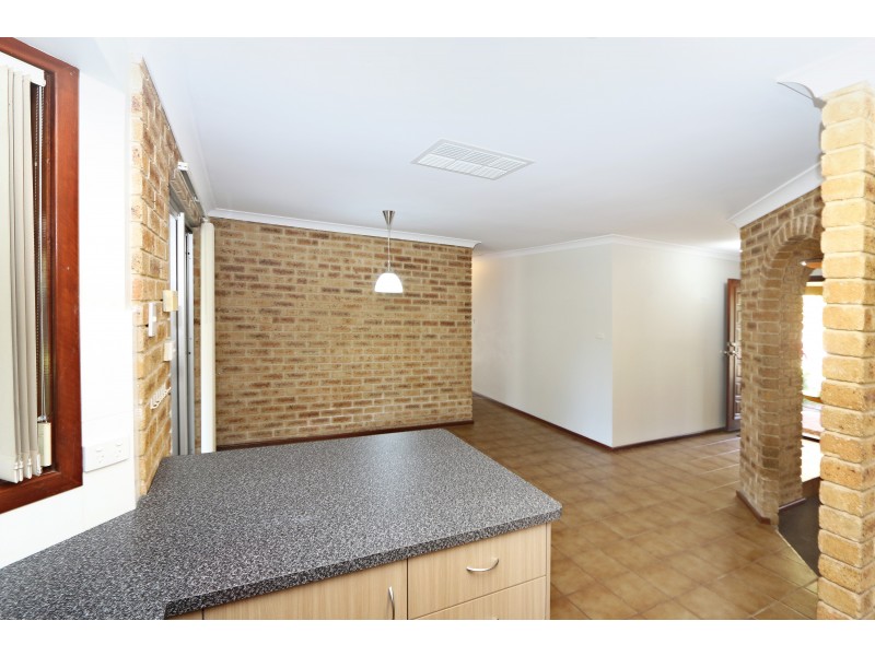 15 Armanta Drive, Carey Park WA 6230