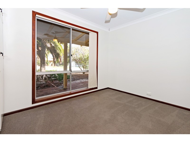 15 Armanta Drive, Carey Park WA 6230