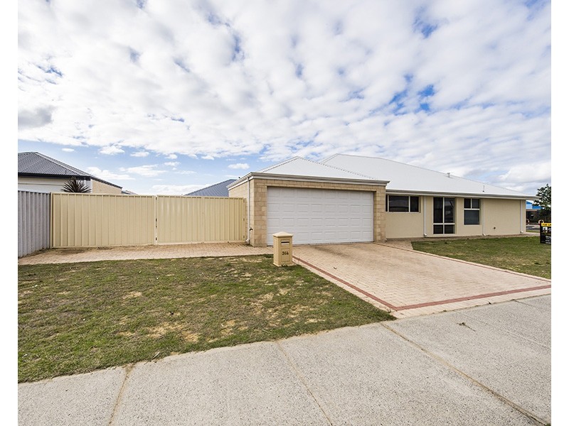 364 Parade Road, Dalyellup WA 6230