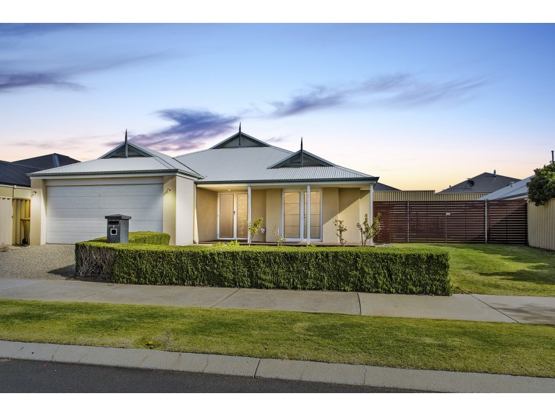 8 Rodondo Street, Dalyellup WA 6230